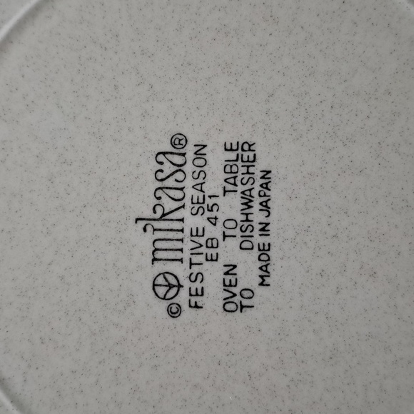 Mikasa "Festive Season" Holiday platter - Picture 2 of 4